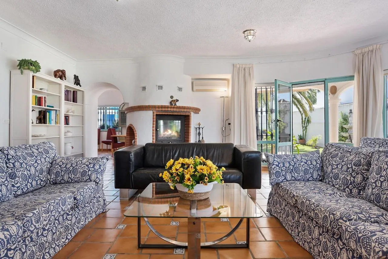 קוניל דה לה פרונטרה Villa La Contenta  קוניל דה לה פרונטרה